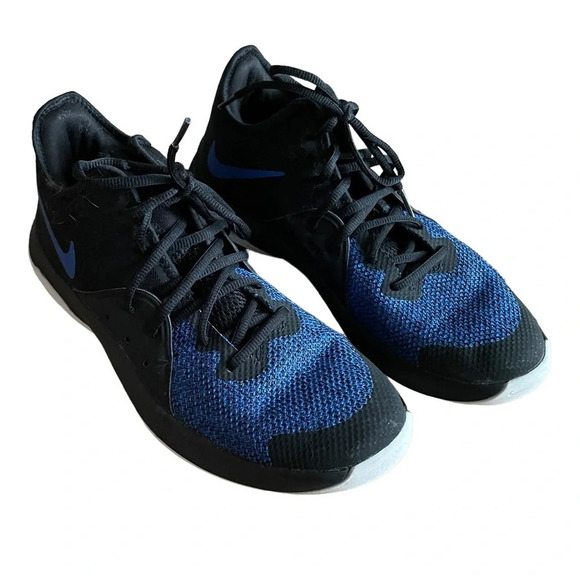 Nike Air • Versatile III Basketball Shoes - Picture 2 of 8